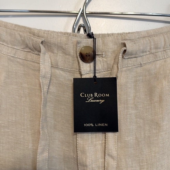 NWT Club room Men's Luxury Linen 9" Drawstring Shorts
Size XL - Picture 4 of 7